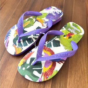 Havaianas Farm Rio Tropical Print Flip Flops - Purple